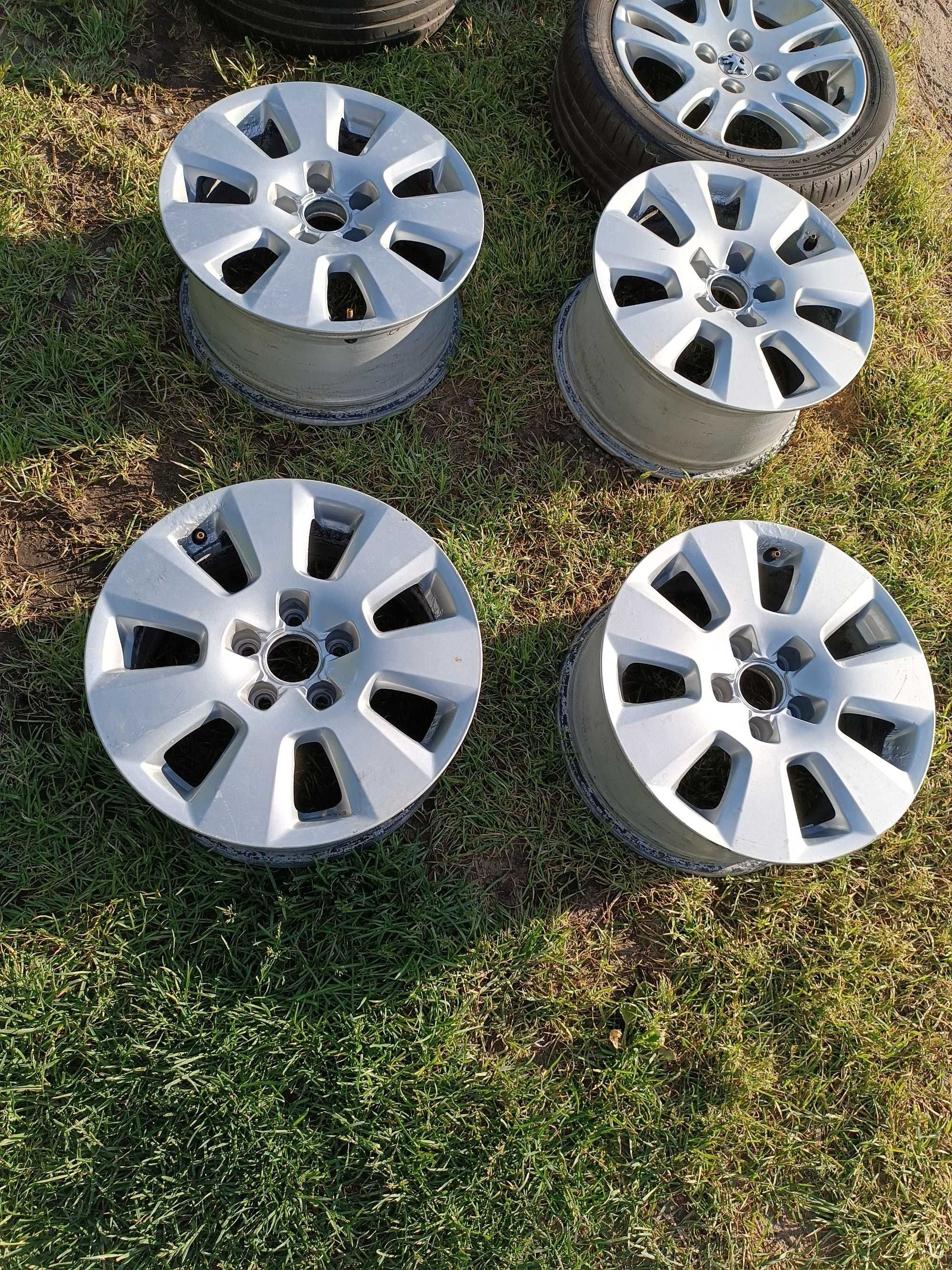 Felgi aluminiowe audi A6 VW Skoda merc 5×112 r16 ronal et 37  7.5 cala
