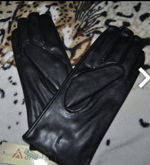Перчатуи натур шкіра