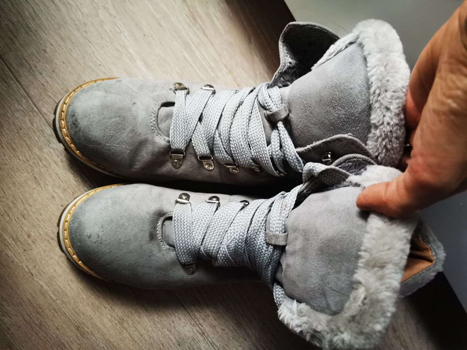 Buty damskie trapery zimowe z futerkiem r 41