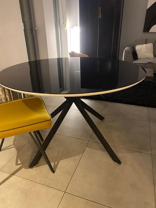 Designerski stół plus krzeszla Okazja