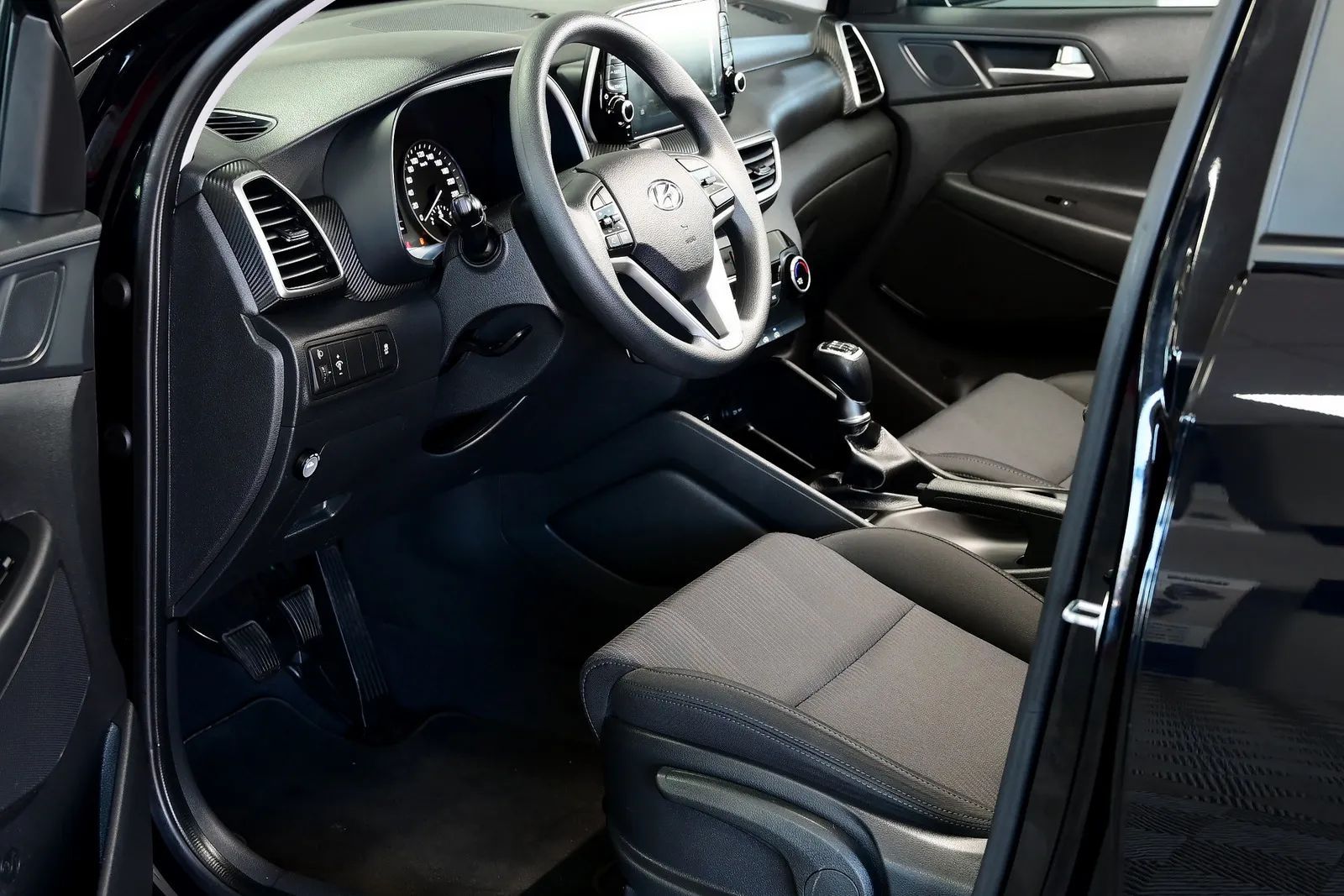 Hyundai Tucson 1.6 GDI Lift Navi Led Klimatyzacja Kamera WiFi Alu17 Gwarancja