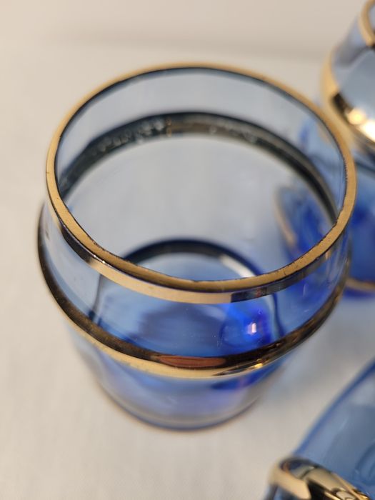 Zestaw 6 szklanek do napojów niebieskie szkło vintage