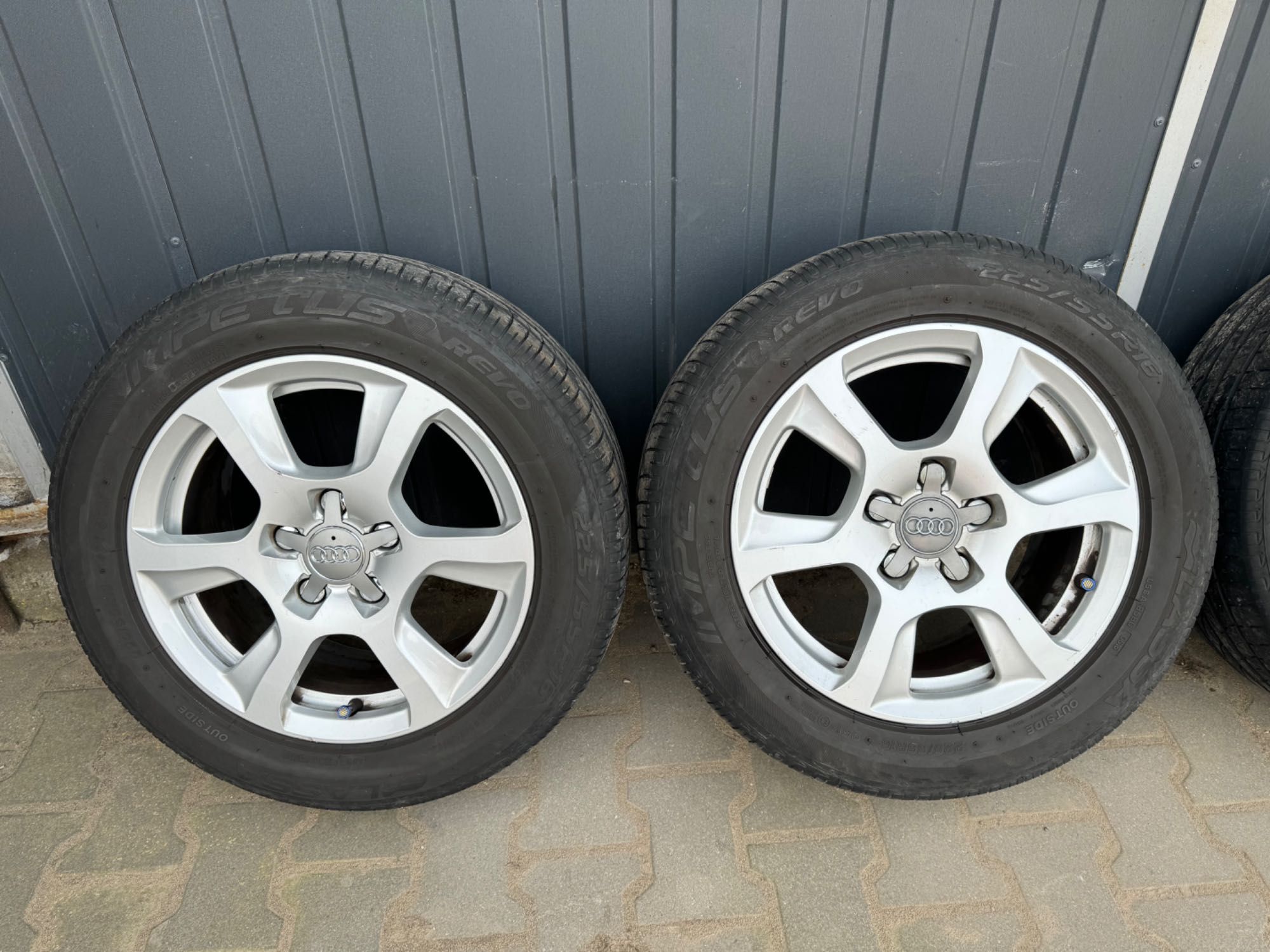 Koła Audi 225/55R16