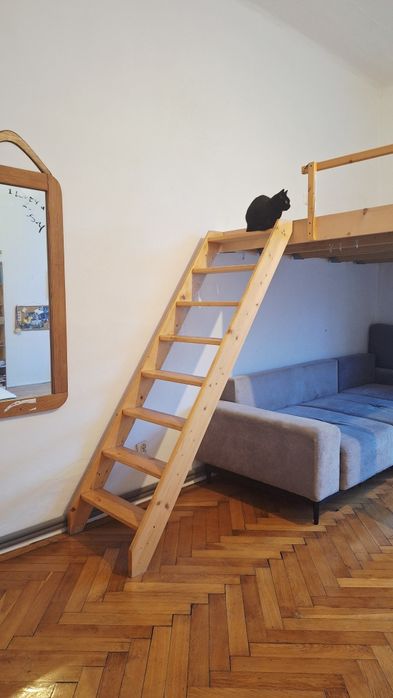 Schody drewniane. Schody młynarskie. Schody antresola.