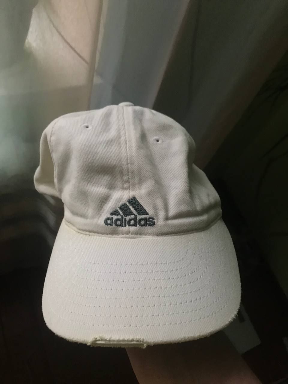 Продам кепку Adidas