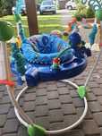 Skoczek baby einstein
