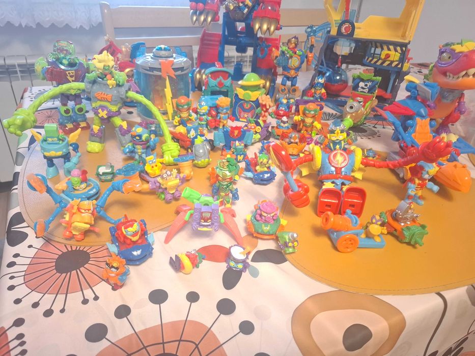 Mamy na sprzedaż duży zestaw zingsów