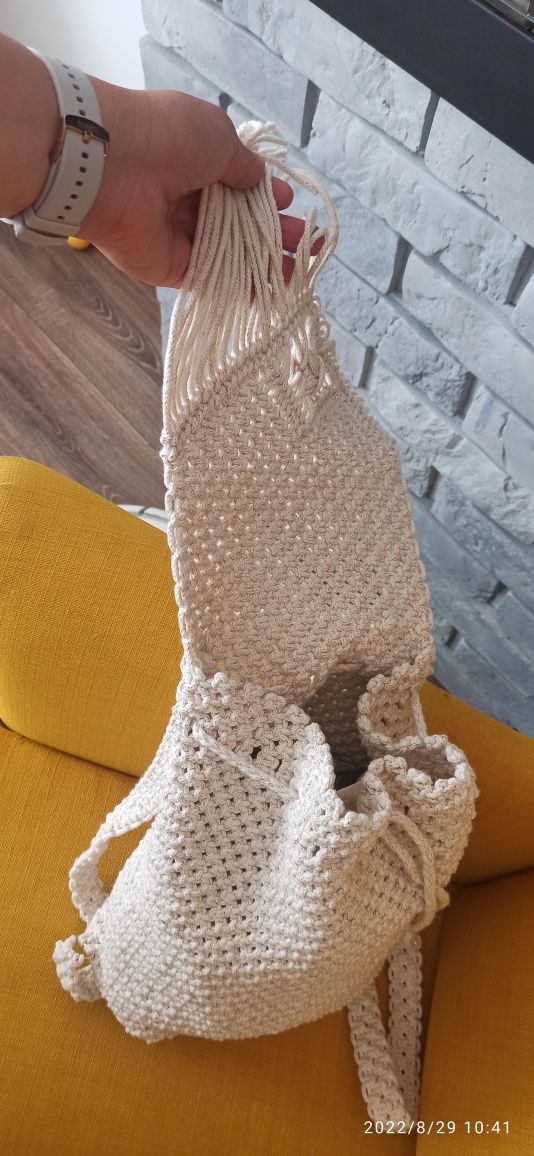 Plecak boho  biało złoty handmade rękodzieło makrama