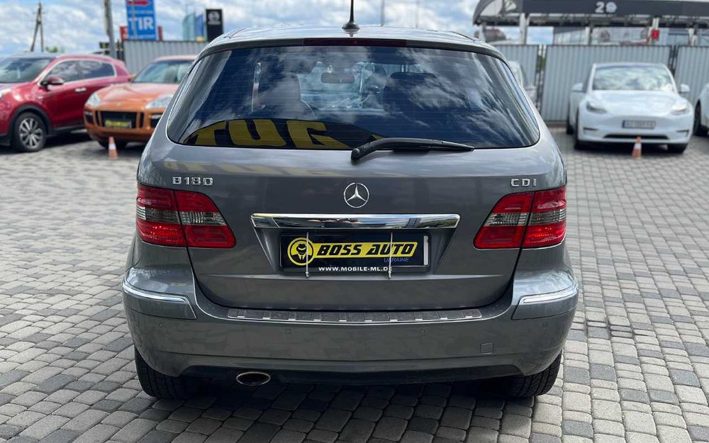 Mercedes-Benz B 180 2010