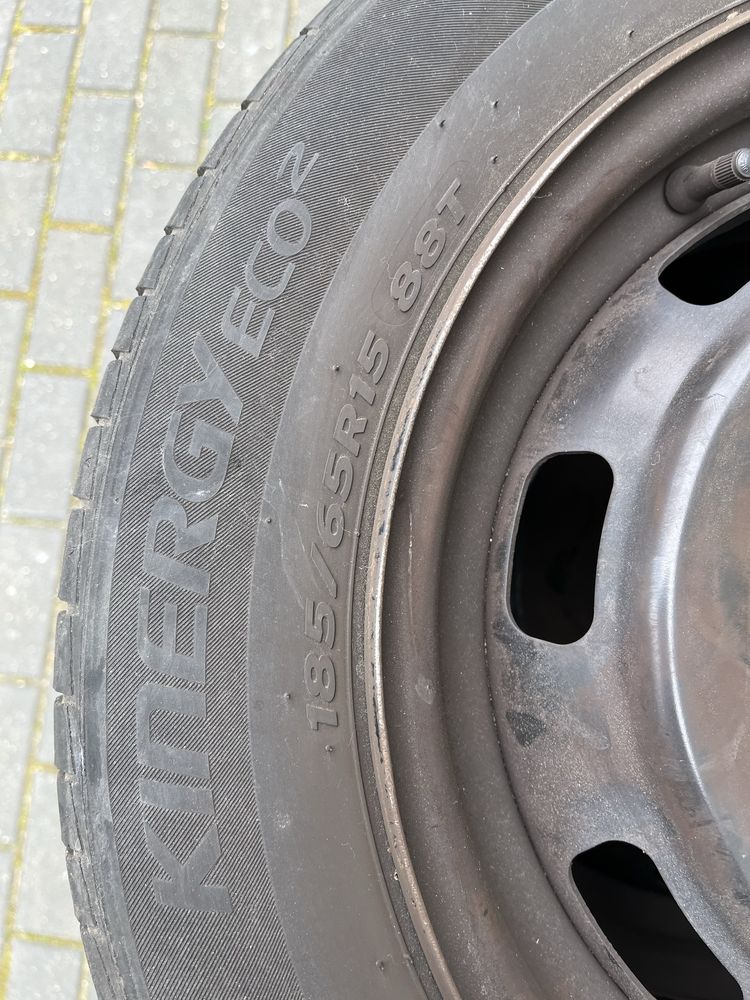 Opony letnie + felgi stalowe hankook kinenergy eco2 185\65r15 88T