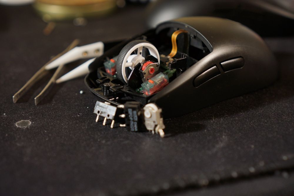 CUSTOM Logitech G Pro X Superlight 1