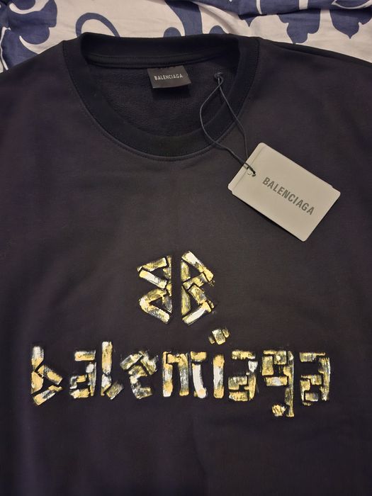 Czarna bluza Balenciaga