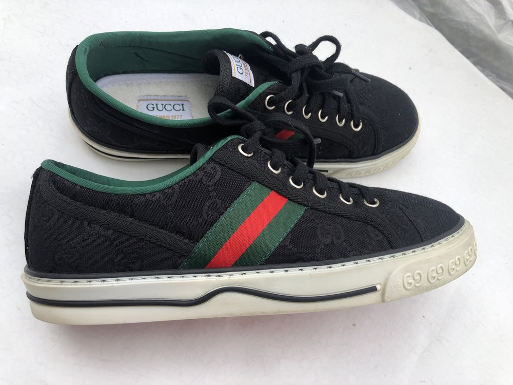 Кросівки Gucci з номером  Розмір 39 Євросток