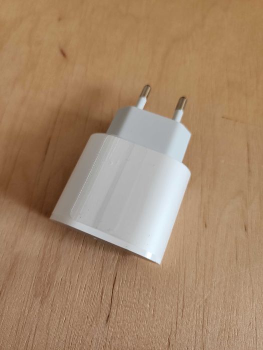 Мережевий зарядний пристрій Apple 20W USB-C Power Adapter