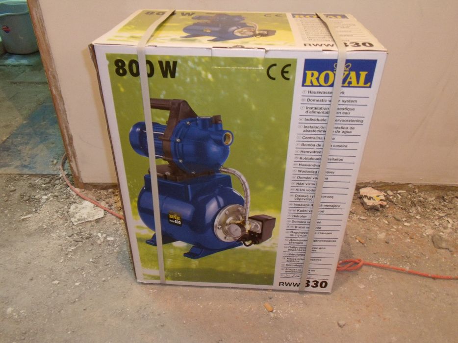 Motor de rega com balão Einhell Royal RWW830 800W - Para Arranjar