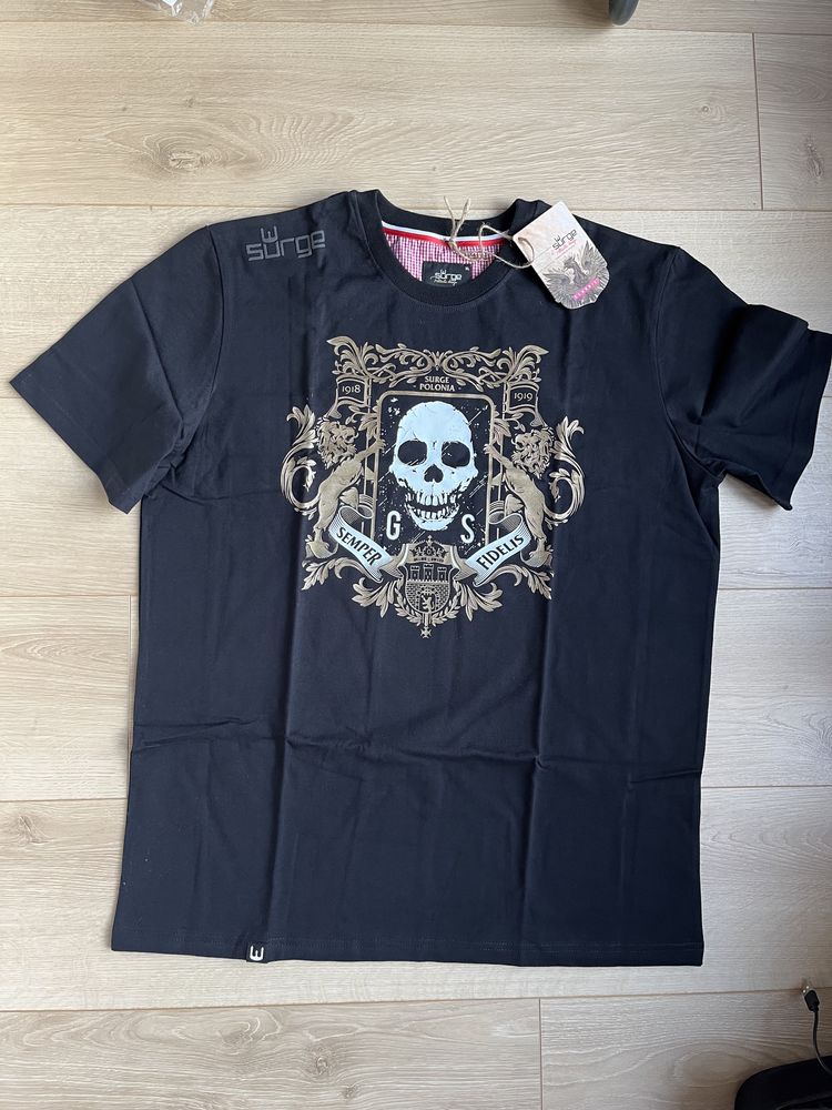 Surge Polonia nowy czarny tshirt bluzka z krótkim rękawem czaszka XL