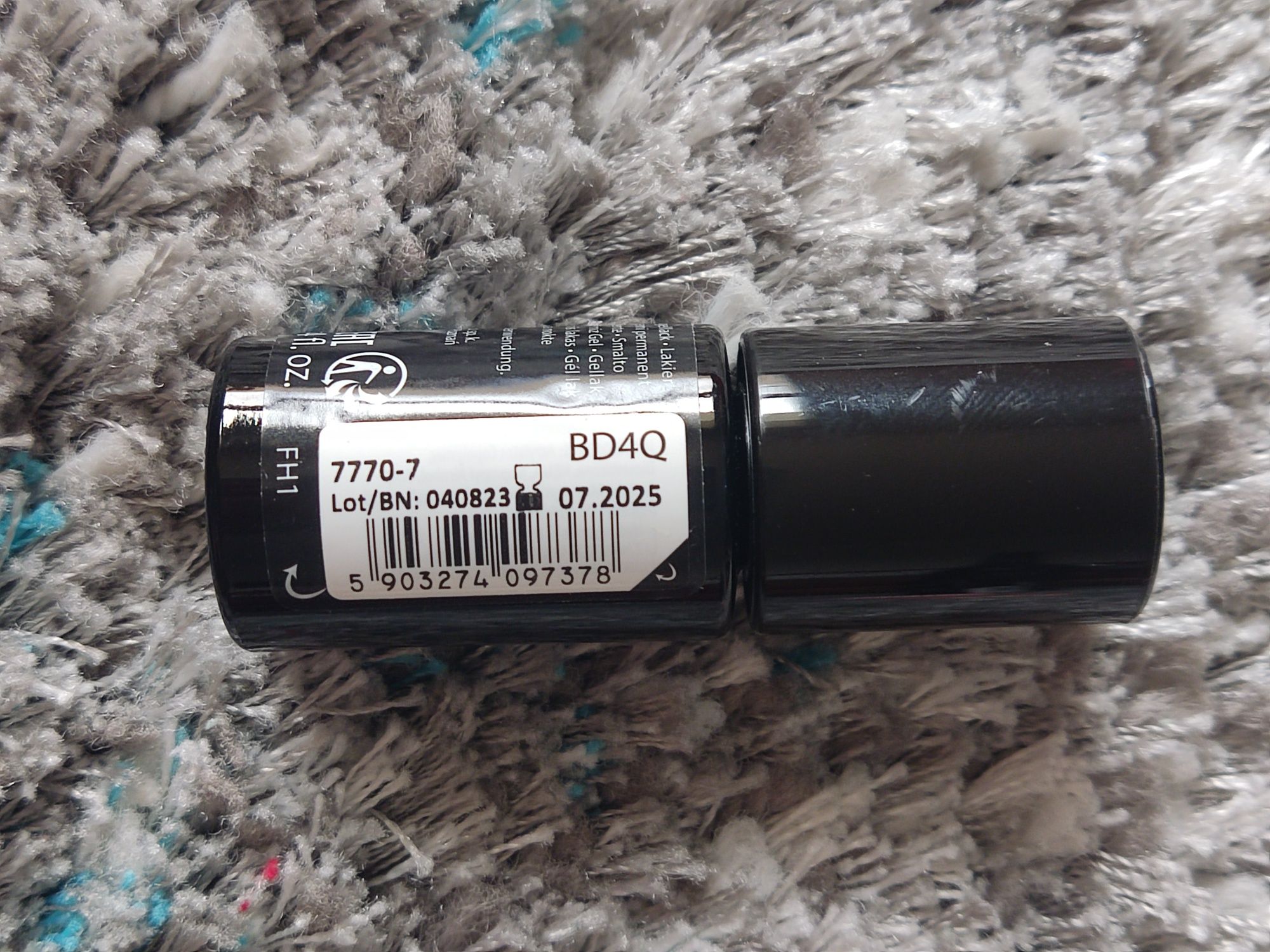 Nowy lakier hybrydowy neonail city lover 7770-7 manicure