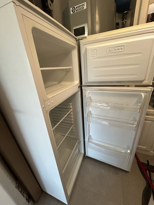 Frigorifico pequeno combinado Kunft