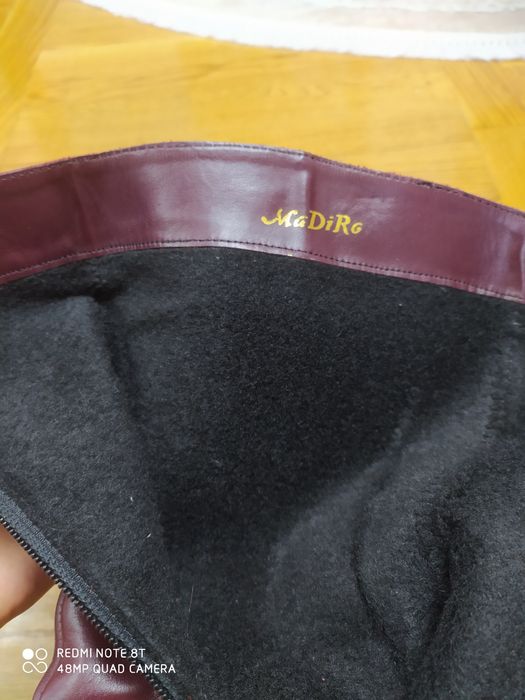 Продам жіночі осінні шкіряні чоботи розмір 37