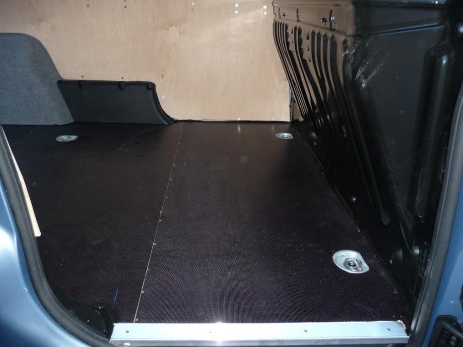 Zabudowa auta dostawczego Fiat Doblo L2H1