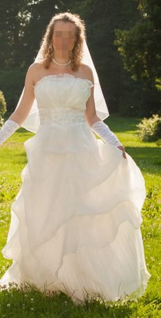 suknia ślubna chemicznie prana czyli jak nowa