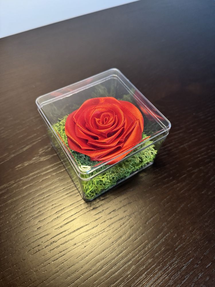 Rosas eternas cetim