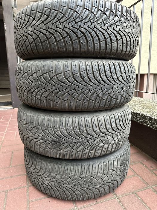 Koła 205/55/16 z oponami zimowymi Goodyear UltraGrip 9+ 5x114,3