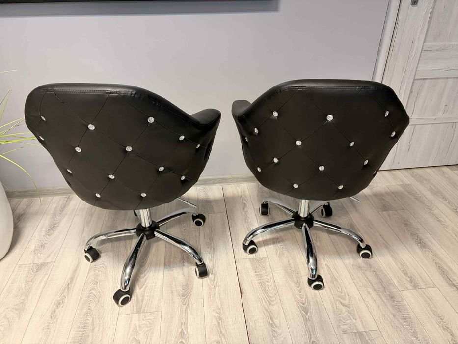 Fotel / fotele krzesło z cyrkoniami stan bardzo dobry jak nowe