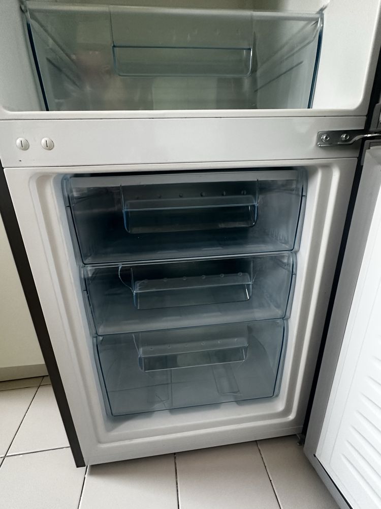 Frigorífico combinado Jocel JC-273LID | 260L | E |