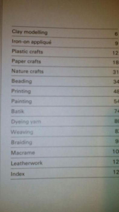 Книга по рукоділлю на англ. мові