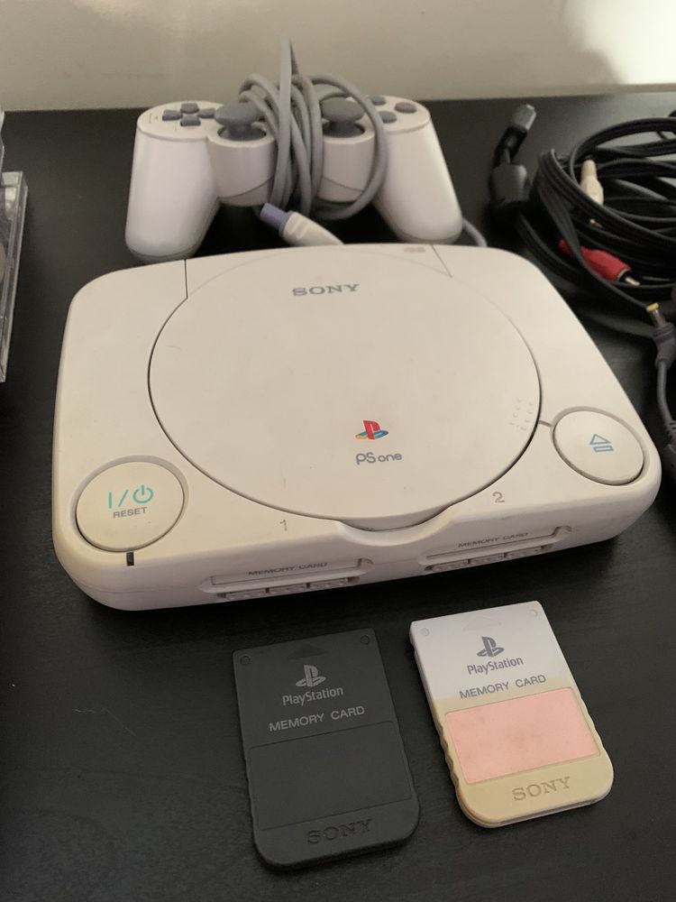 PlayStation One + Jogos