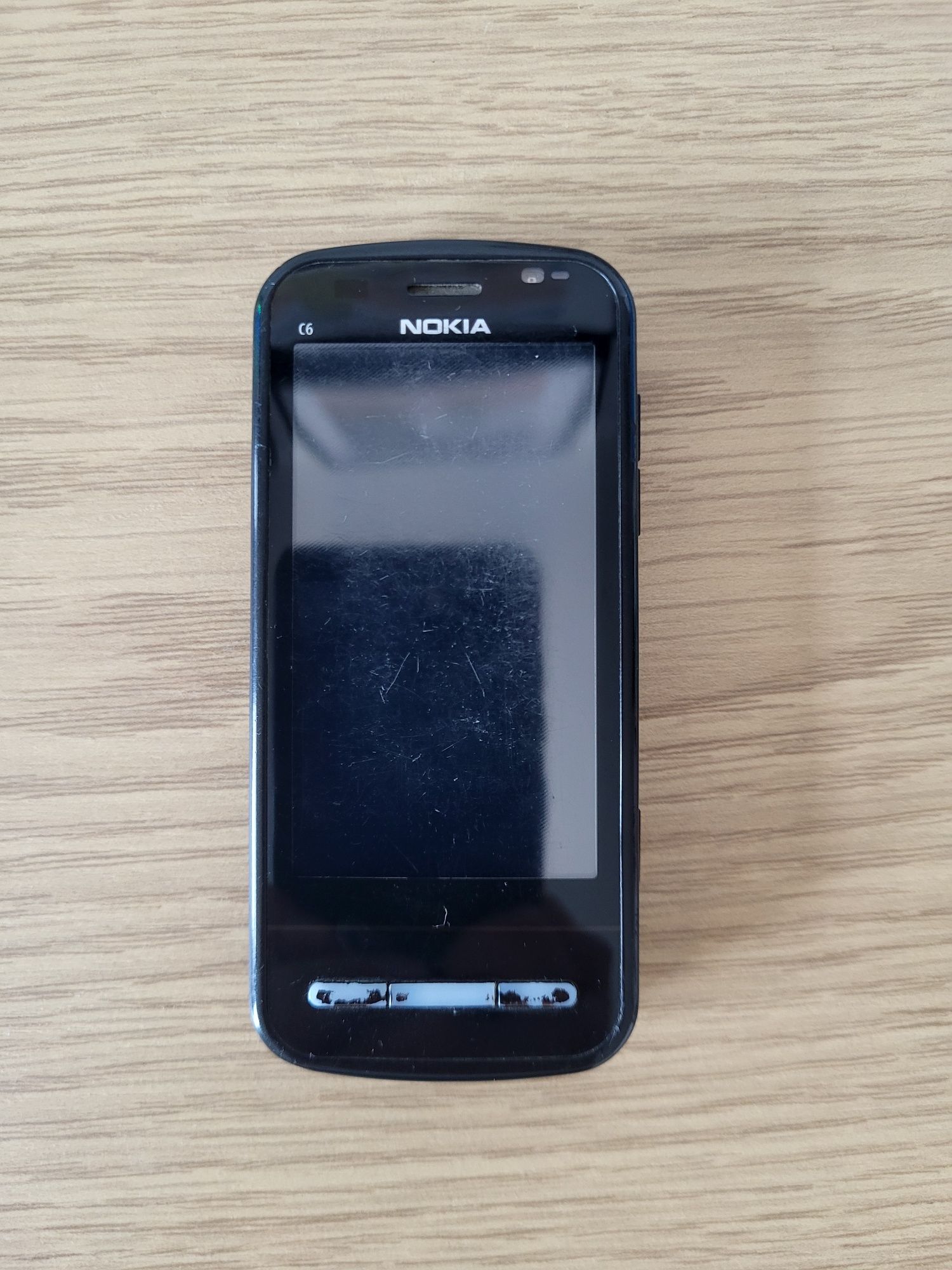 Unikatowa Nokia C6 00