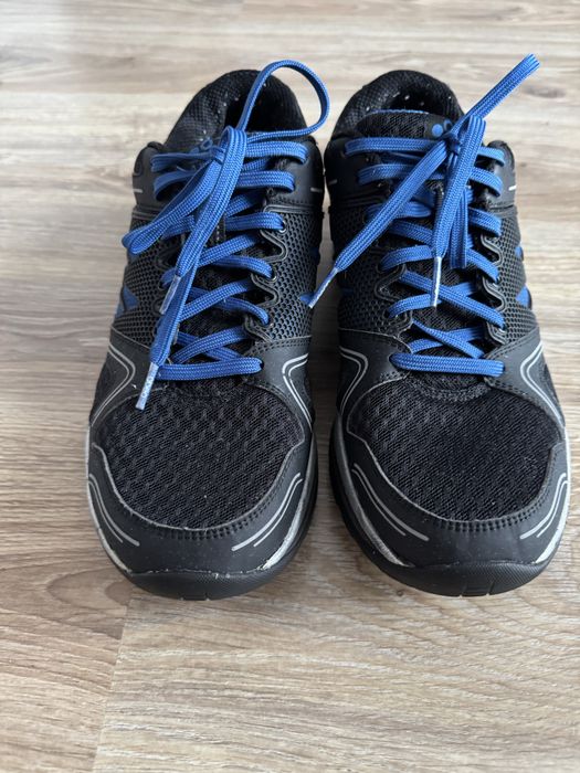 Продам кросівки чоловічі