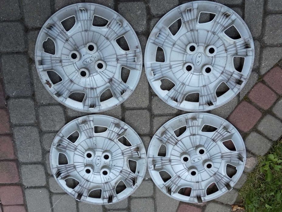 kołpaki 15 cali  4 szt. Hyundai  Orginalne