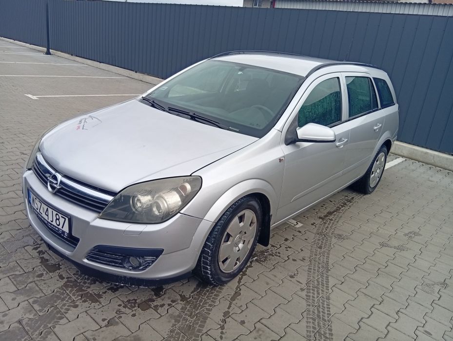 Opel astra h на польській реєстрації