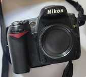 Nikon D90 wraz z niezbędnymi dodatkami