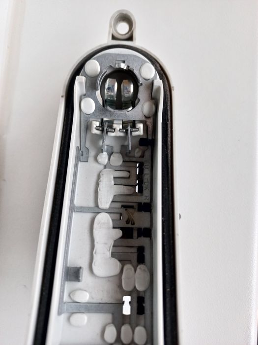 Плата заднього ліхтаря Ford Focus 2 універсал