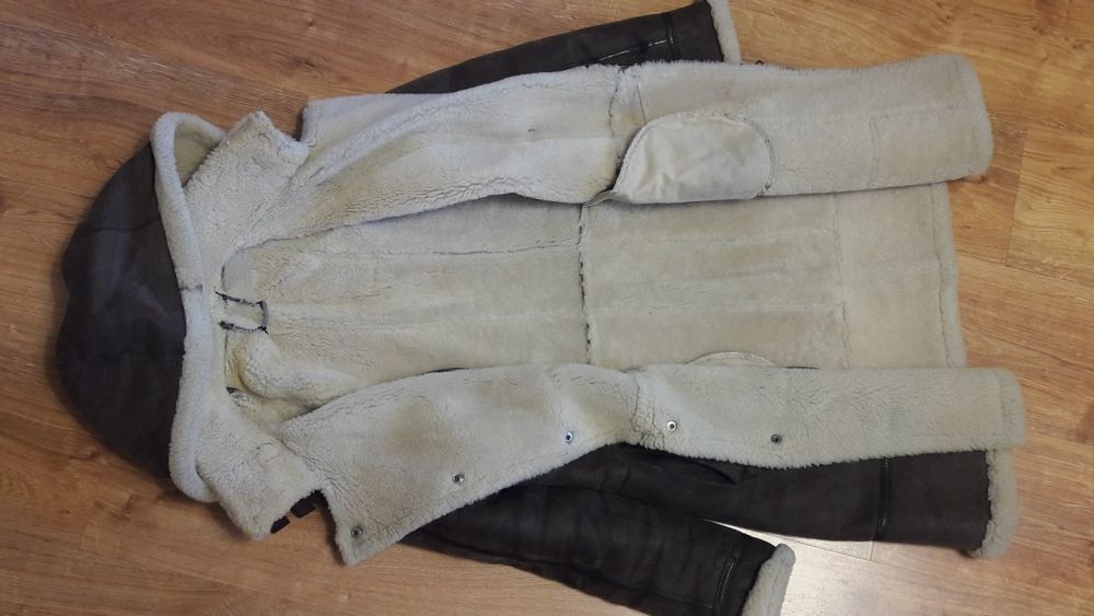 Дубленка б/у натуральная производство Италия.