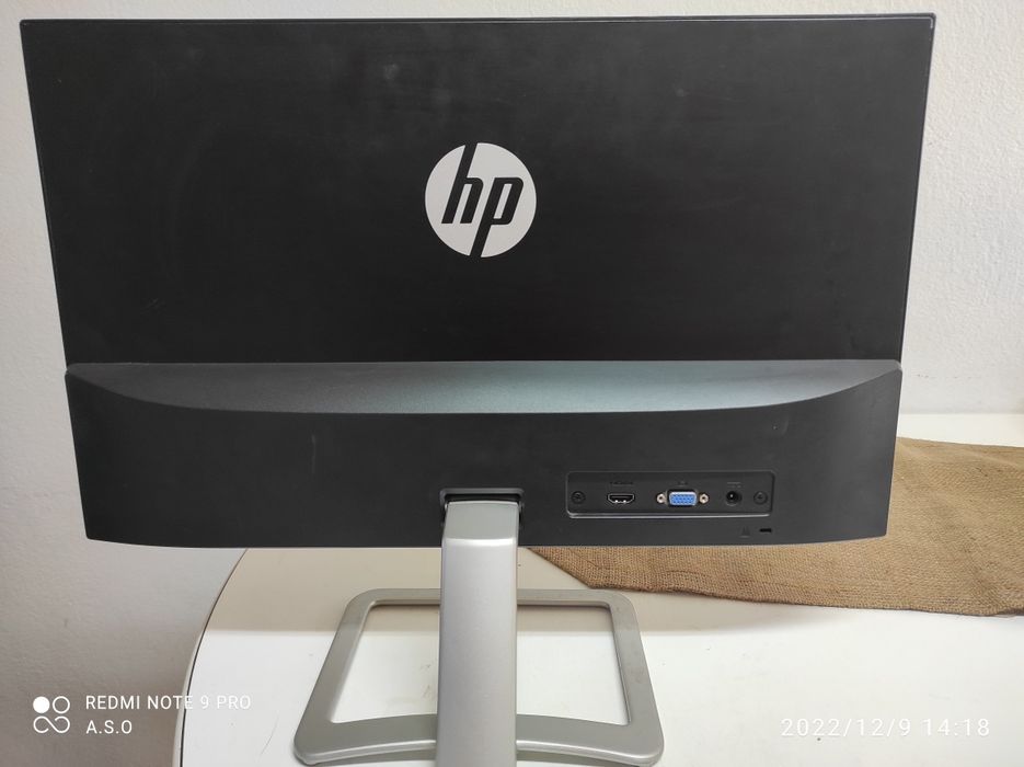 Vendo Monitor HP 22e