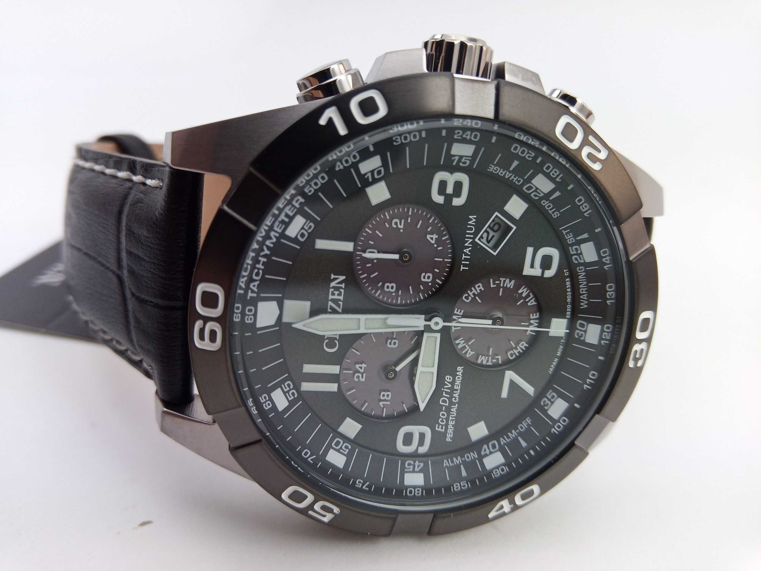 Мужские титановые часы Citizen BL5558-15H вечник, будильник, хронограф