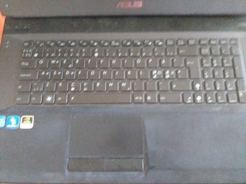 Laptop gamingowy Asus ROG G73s..