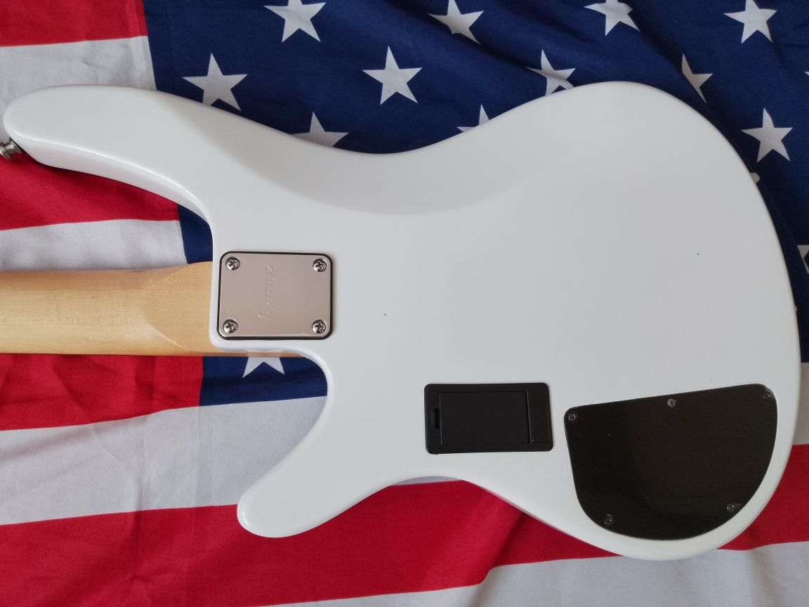Gitara elektryczna basowa Ibanez srx 430  sdgr
