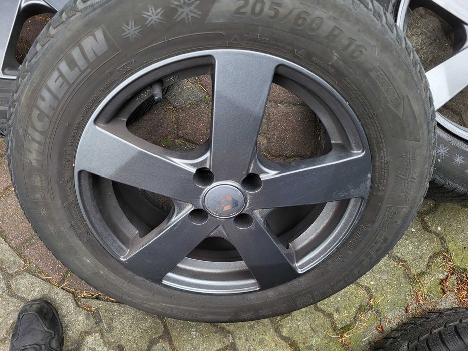 Koła 16" 4x100 Renault Captur Scenic Dacia Sandero Stepway Jogger