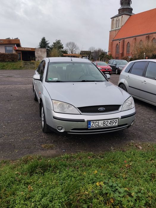 Ford Mondeo MK3 GHia 2,5 V6 zadbany