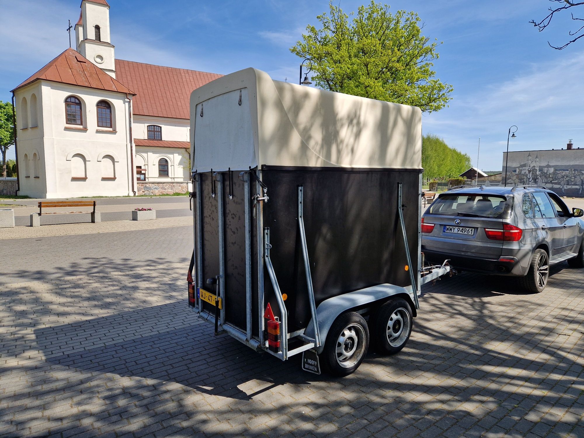 Przyczepa konna dla koni 1,5 konia Wesco 2001r 1300DMC  Super Stan!!!