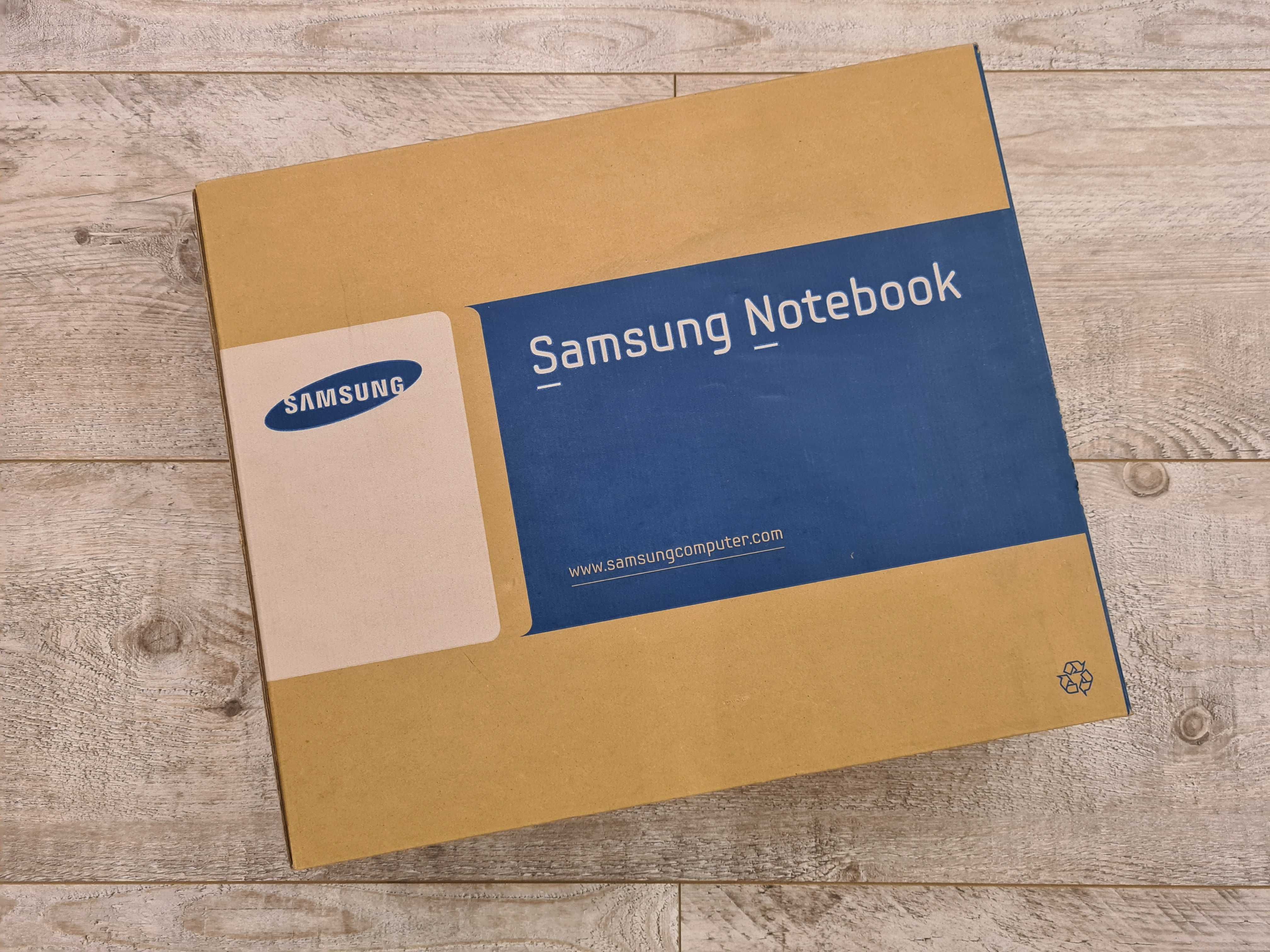 Laptop SAMSUNG NP305E7A 17,3" AMD A4 1,9 GHz 6GB