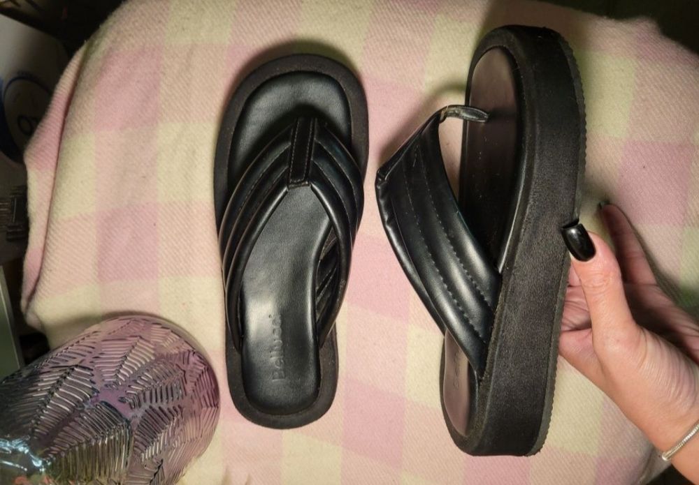 Bellucci вєтнамки жіночі женские шлёпки шлопанцы шльопанці чорні чёрны