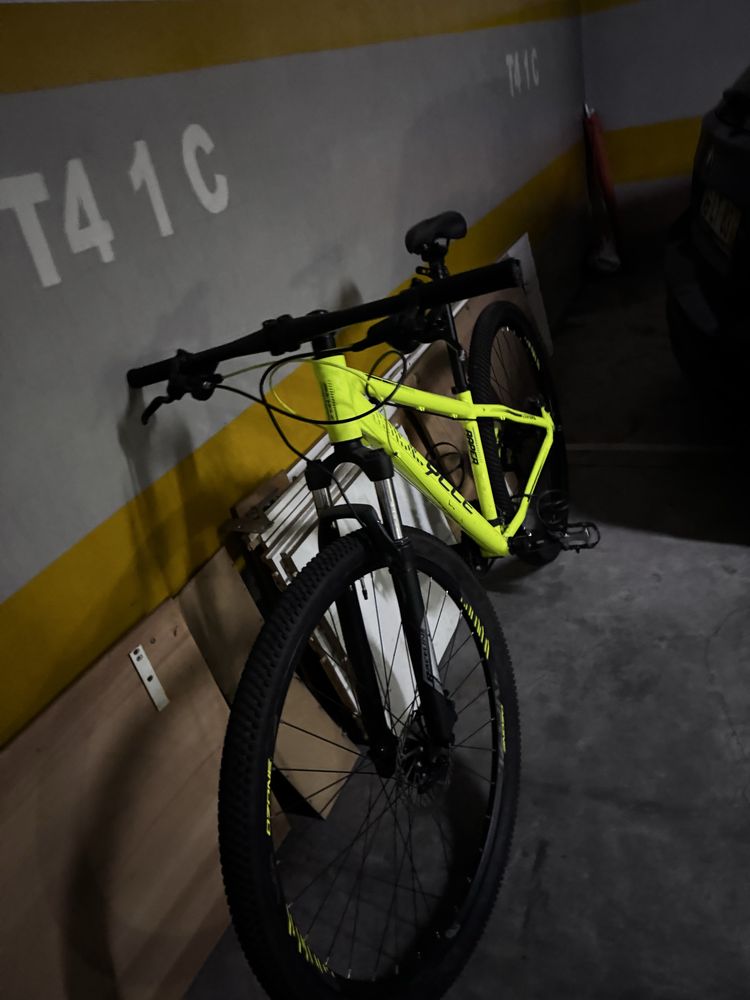 Bicicleta aro29 com travoes de disco hidraulicos