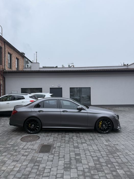 Mercedes-Benz W213 AMG Styling E53 Benzyna 9G-Tronic