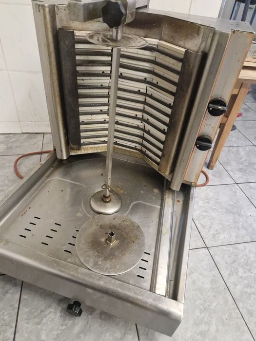 Opiekacz do kebaba elektryczny